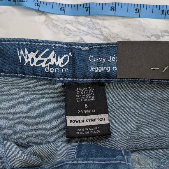Mossimo Denim Curvy Jegging Crop NWT - Picture 3 of 7